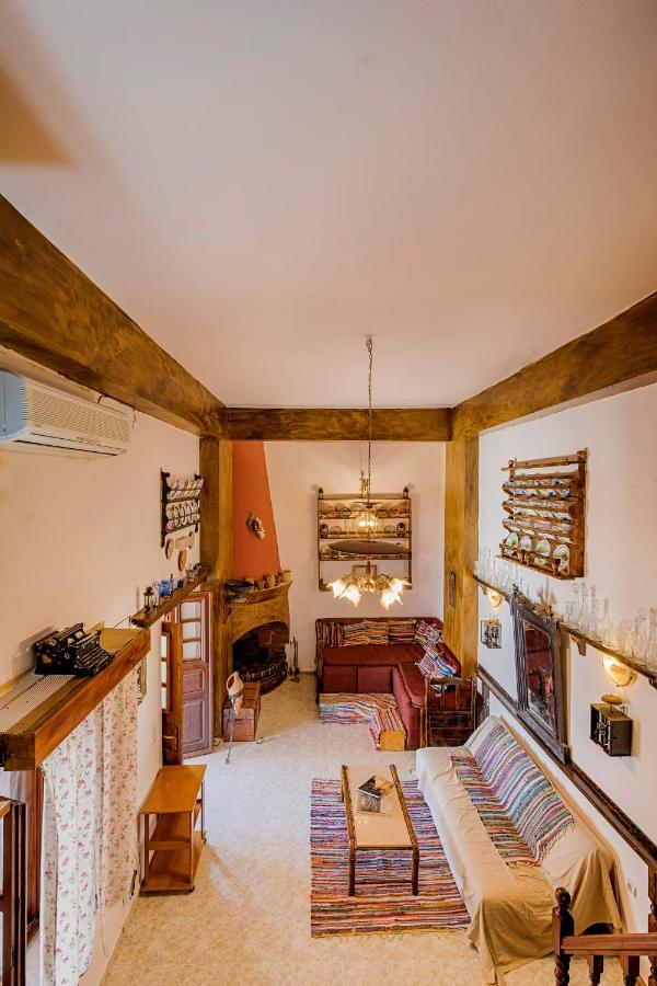 Hara'S Traditional Detached House In Malona Malona Village Exterior foto